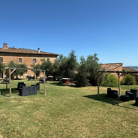 Agriturismo Monte Oliveto Maggiore, Podere LE PIAZZE Chiusure Esterno foto