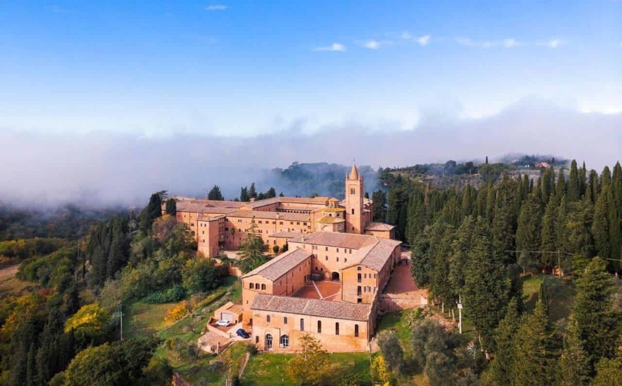 Agriturismo Monte Oliveto Maggiore, Podere LE PIAZZE Chiusure Esterno foto