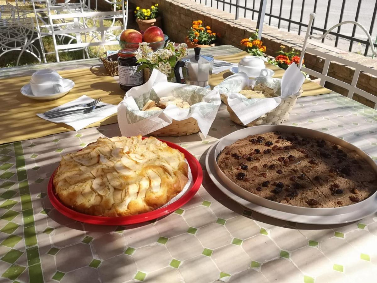 Agriturismo Monte Oliveto Maggiore, Podere LE PIAZZE Chiusure Esterno foto